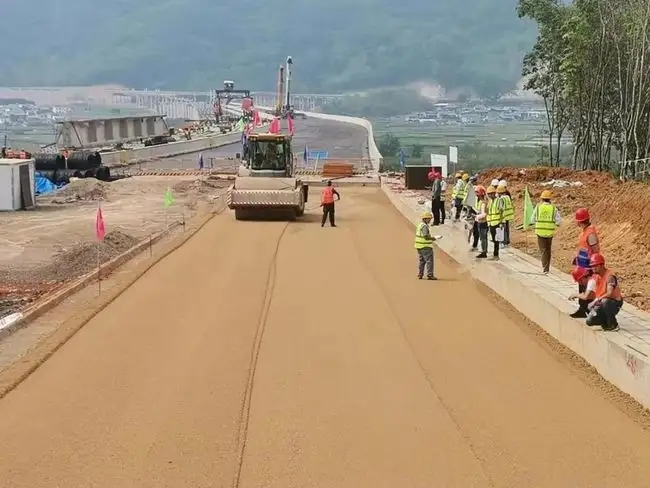 富顺路基工程